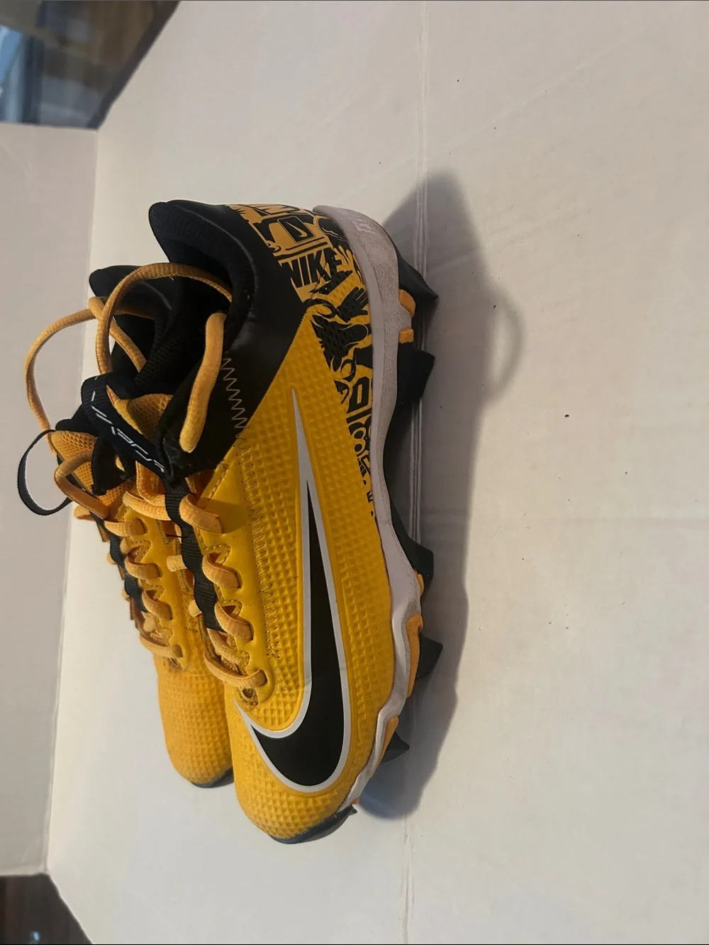 Nike bold yellow